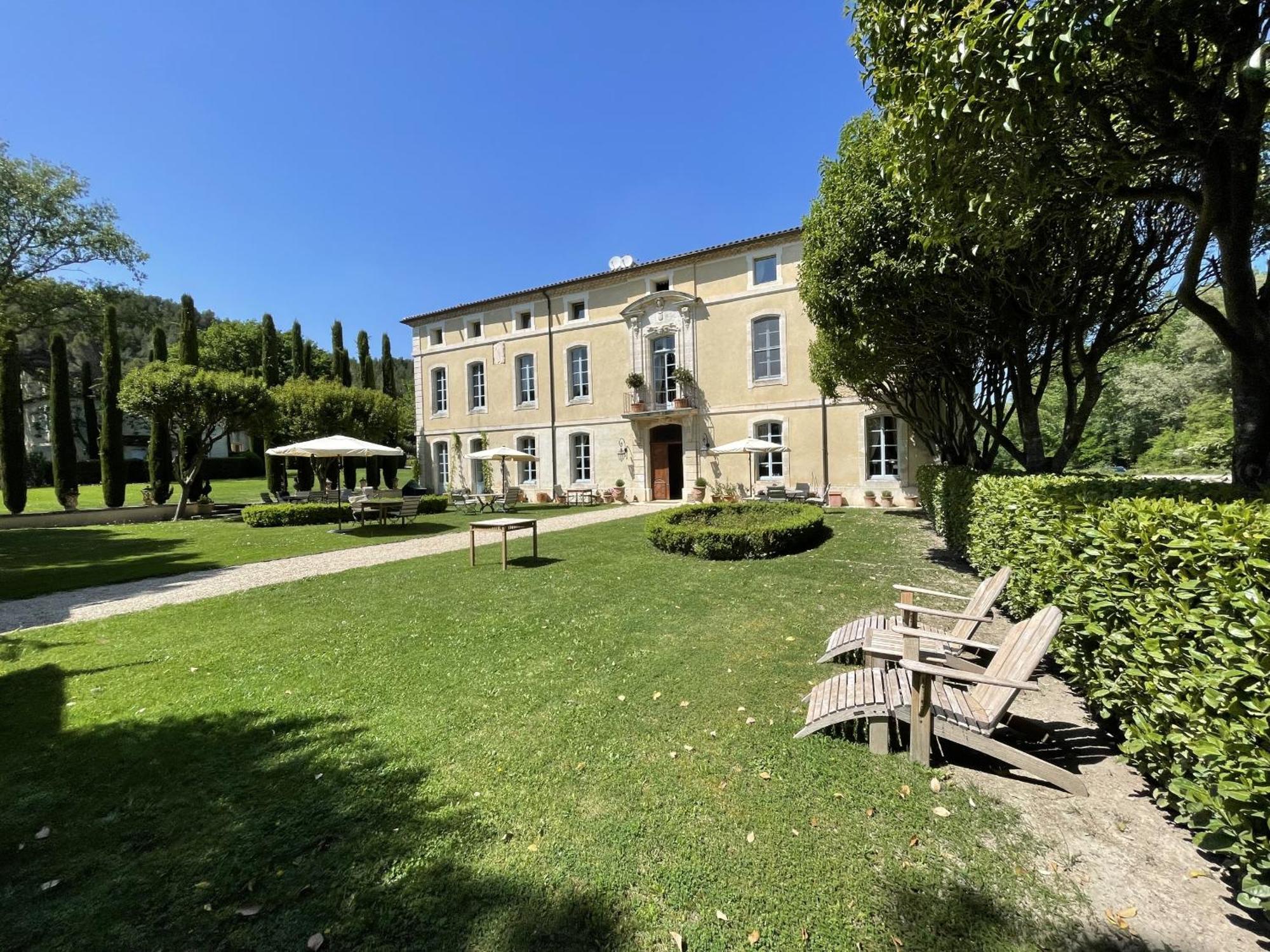 Chateau Talaud Loriol-du-Comtat Luaran gambar