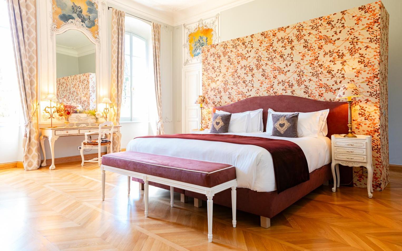 Chateau Talaud Loriol-du-Comtat Bilik gambar