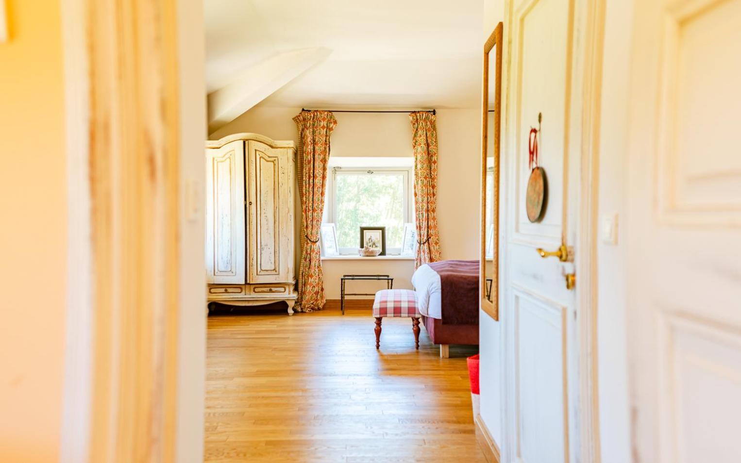Chateau Talaud Loriol-du-Comtat Bilik gambar